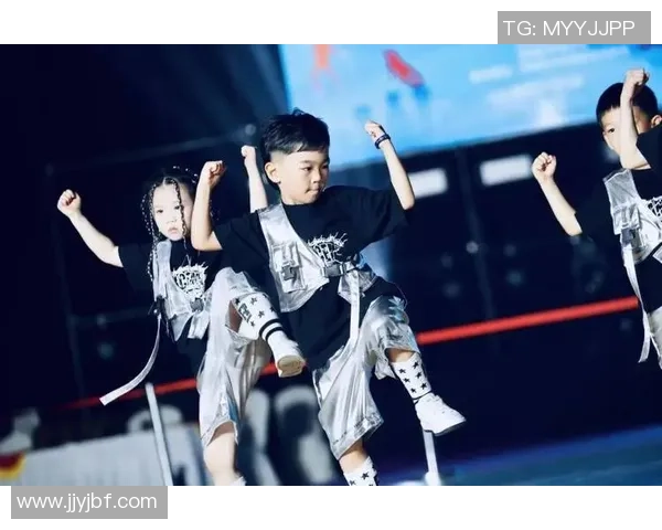 全国街舞大赛点评杭州飞盘队展现独特节奏魅力与团队默契